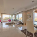 Beachfront apartment on the New Golden Mile of Estepona! 4