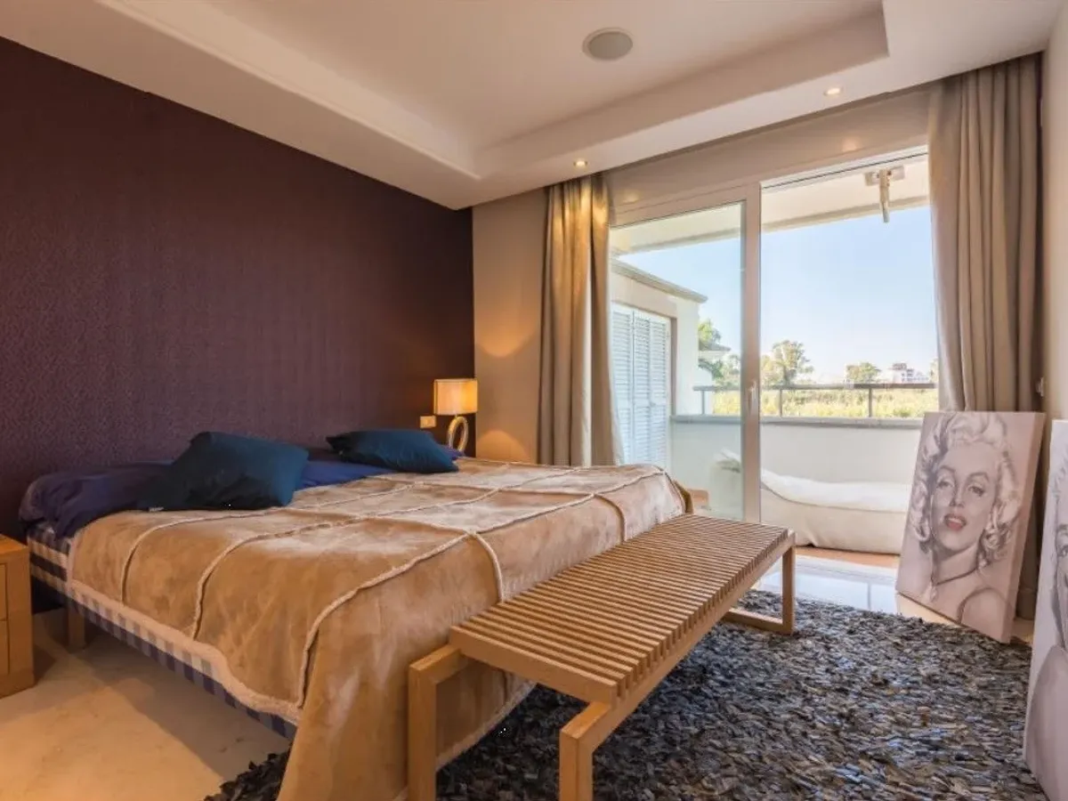 Beachfront apartment on the New Golden Mile of Estepona!