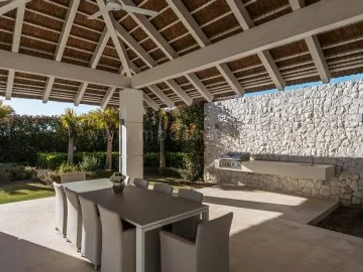 Casa Valentino: Modern Luxury Villa with Panoramic Views in La Zagaleta