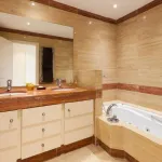 Beachfront apartment on the New Golden Mile of Estepona! 13