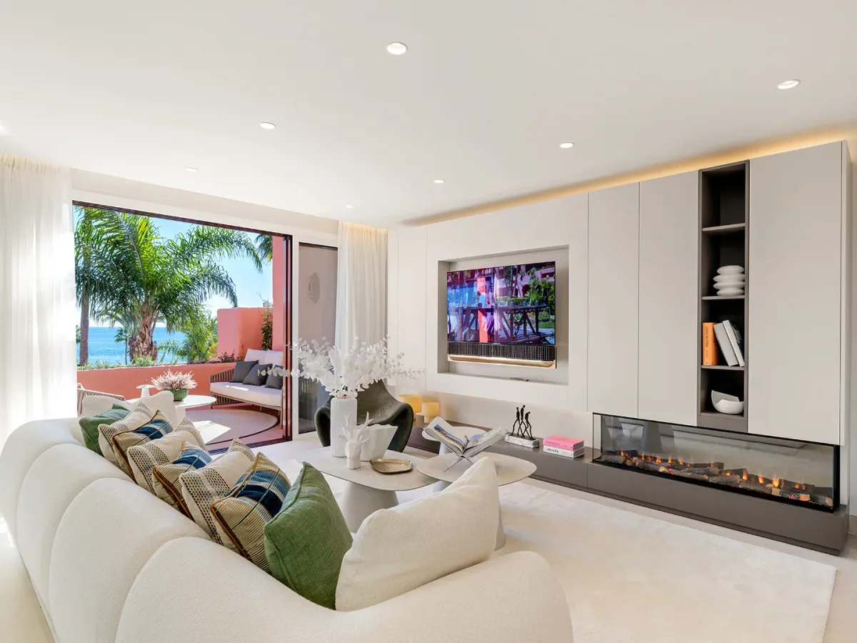 Beachfront Bliss – Luxury Living with Resort-Style Amenities in Cabo Bermejo