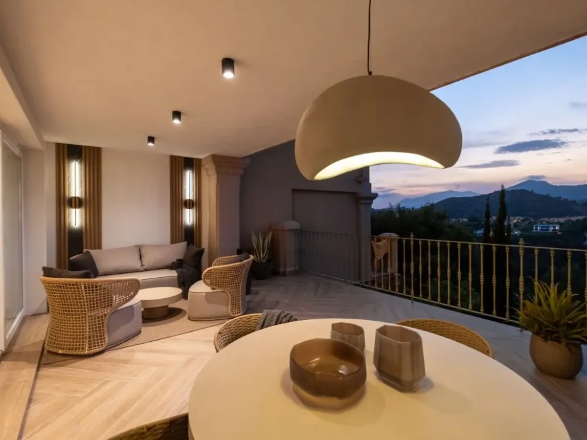 A Thoughtfully Renovated Luxury Townhouse in the Hills of Benahavís