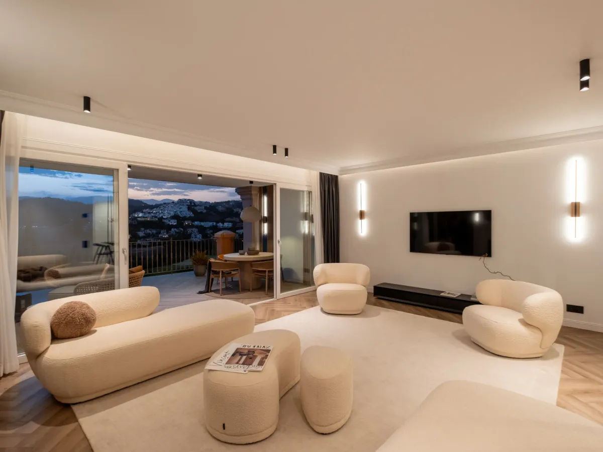 A Thoughtfully Renovated Luxury Townhouse in the Hills of Benahavís