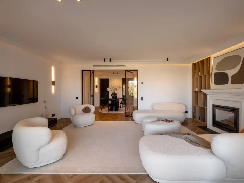 A Thoughtfully Renovated Luxury Townhouse in the Hills of Benahavís