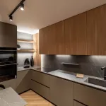 A Thoughtfully Renovated Luxury Townhouse in the Hills of Benahavís 12