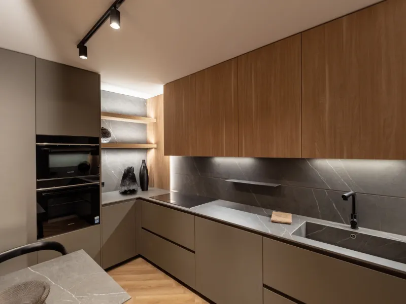 A Thoughtfully Renovated Luxury Townhouse in the Hills of Benahavís