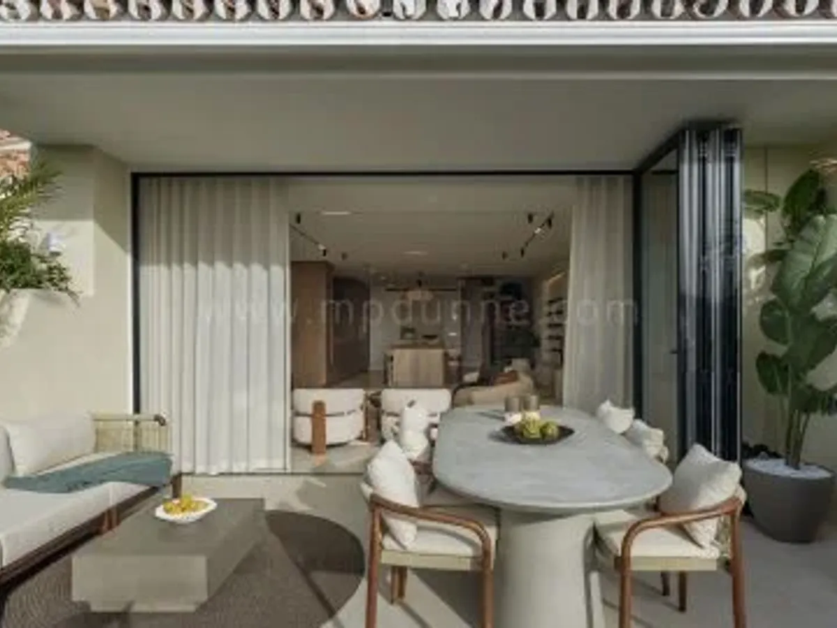 Three-Bedroom Townhouse with Rooftop Terrace in Aloha, Marbella
