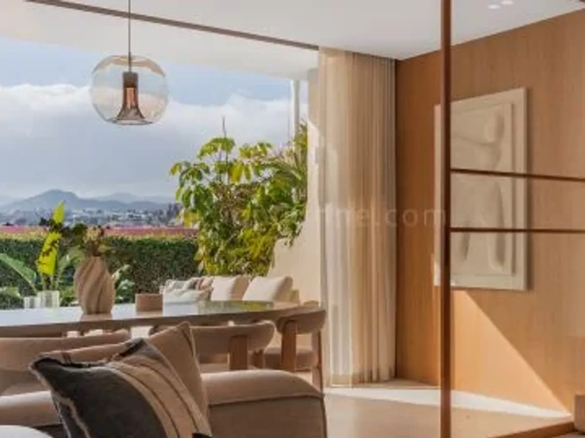 Elegant Townhouse Aloha, Nueva Andalucía