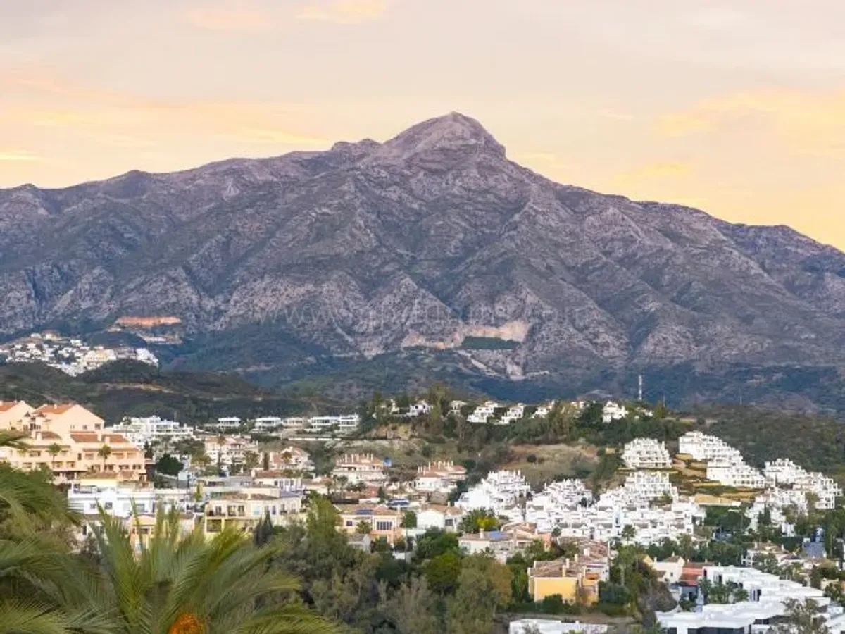 Renovated Penthouse Duplex with Sea & Mountain Views