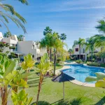 Stunning, five bedroom corner townhouse, located in the gated community of Urb. Riviera Beach in Cancelada 5