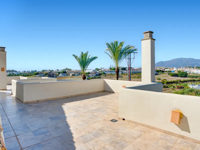 Stunning, five bedroom corner townhouse, located in the gated community of Urb. Riviera Beach in Cancelada