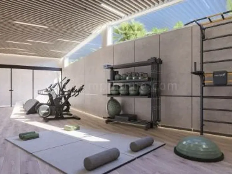 Luxury Two-Level Penthouse with Private Solarium Pool in Benahavís