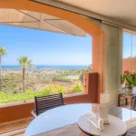 South-Facing Townhouse with Stunning Sea Views in Los Jaralillos, El Paraíso, Benahavís 1