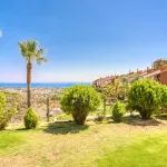 South-Facing Townhouse with Stunning Sea Views in Los Jaralillos, El Paraíso, Benahavís 9