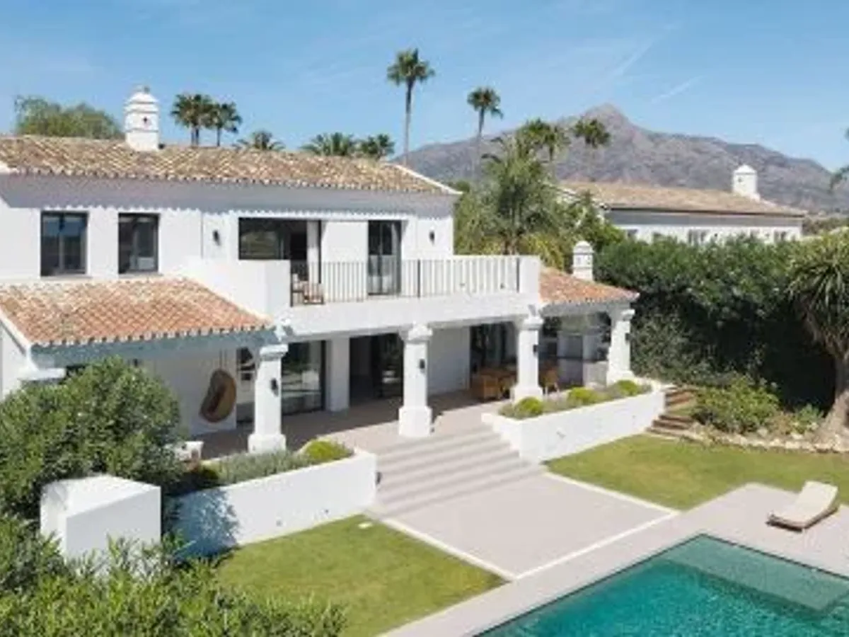 Villa Rosalia, Contemporary Sea-View Villa in Nueva Andalucía, Marbella