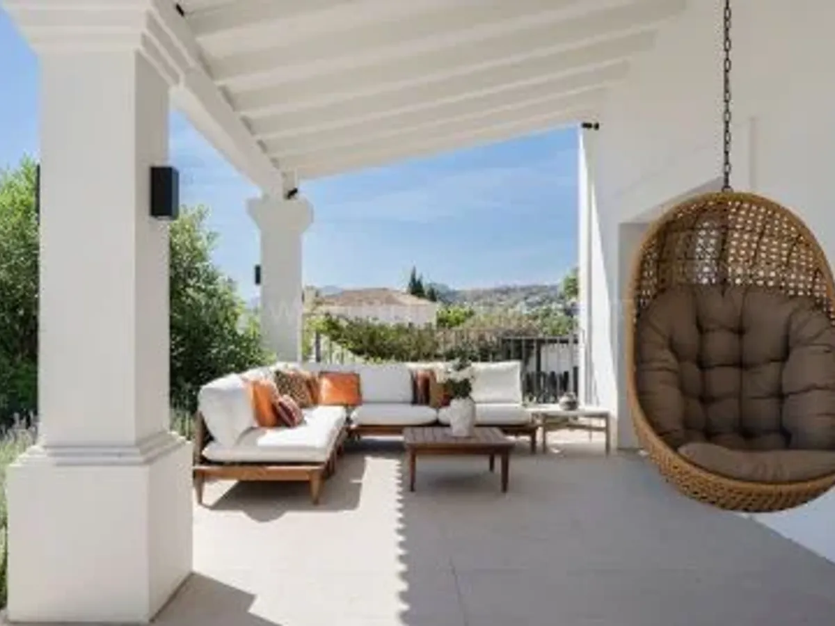 Villa Rosalia, Contemporary Sea-View Villa in Nueva Andalucía, Marbella