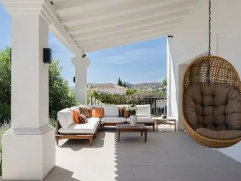 Villa Rosalia, Contemporary Sea-View Villa in Nueva Andalucía, Marbella