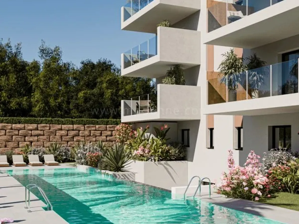 Two-Bedroom Apartment in Las Mesas, Estepona