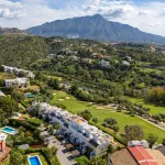 Elegant Renovated Townhouse on Frontline La Quinta Golf with Spectacular Views 7