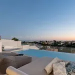 Stunning Semi-Detached Property with Panoramic Views 7