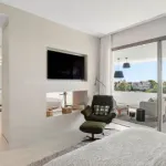 Stunning Semi-Detached Property with Panoramic Views 9