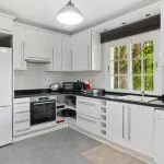 Wonderful three bedroom townhouse with sea views, located in Bel Air, Estepona 6