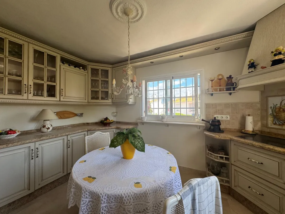 Beautiful Corner Townhouse with Private Garden in Mar y Monte, Estepona – Bright and Full of Potential