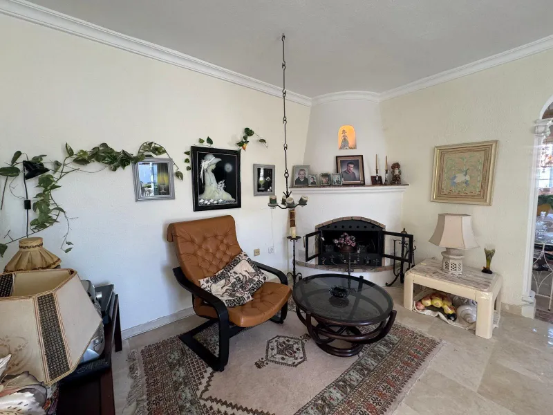 Beautiful Corner Townhouse with Private Garden in Mar y Monte, Estepona – Bright and Full of Potential