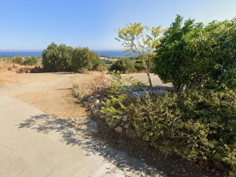 Commercial Plot for Sale in El Paraíso Playa, Estepona