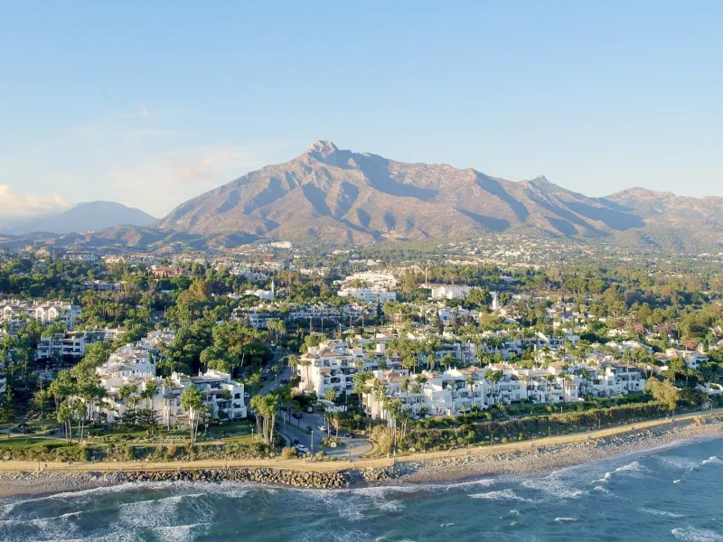 Beachside Puente Romano Luxury Ground Floor Apartment, Golden Mile