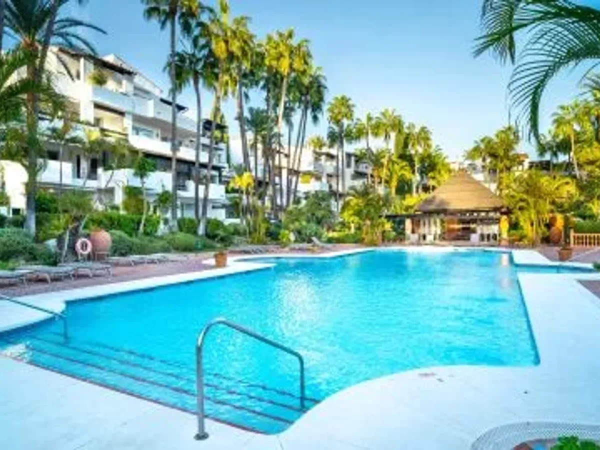 Beachside Puente Romano Luxury Ground Floor Apartment, Golden Mile