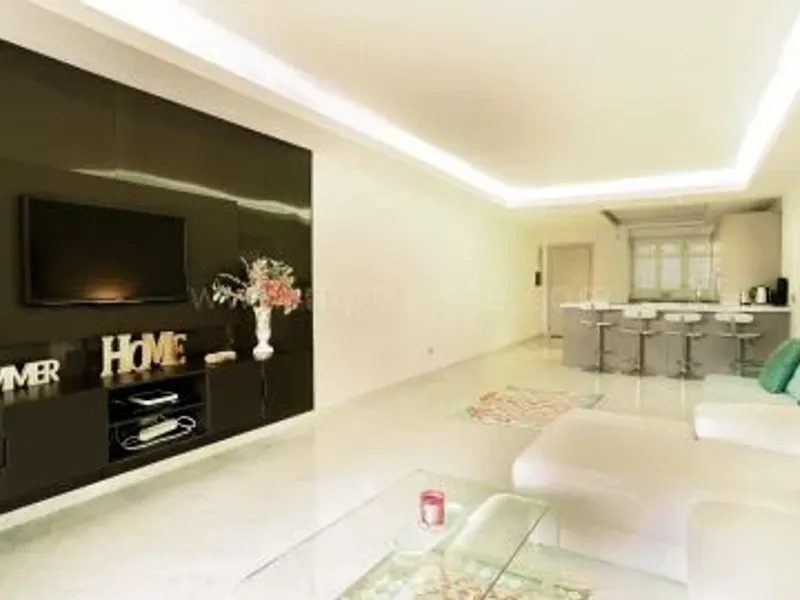 Beachside Puente Romano Luxury Ground Floor Apartment, Golden Mile