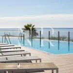 Beachfront apartment in Estepona for sale 6