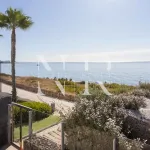 Beachfront apartment in Estepona for sale 7