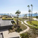 Beachfront apartment in Estepona for sale 12