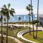 Beachfront apartment in Estepona for sale 14