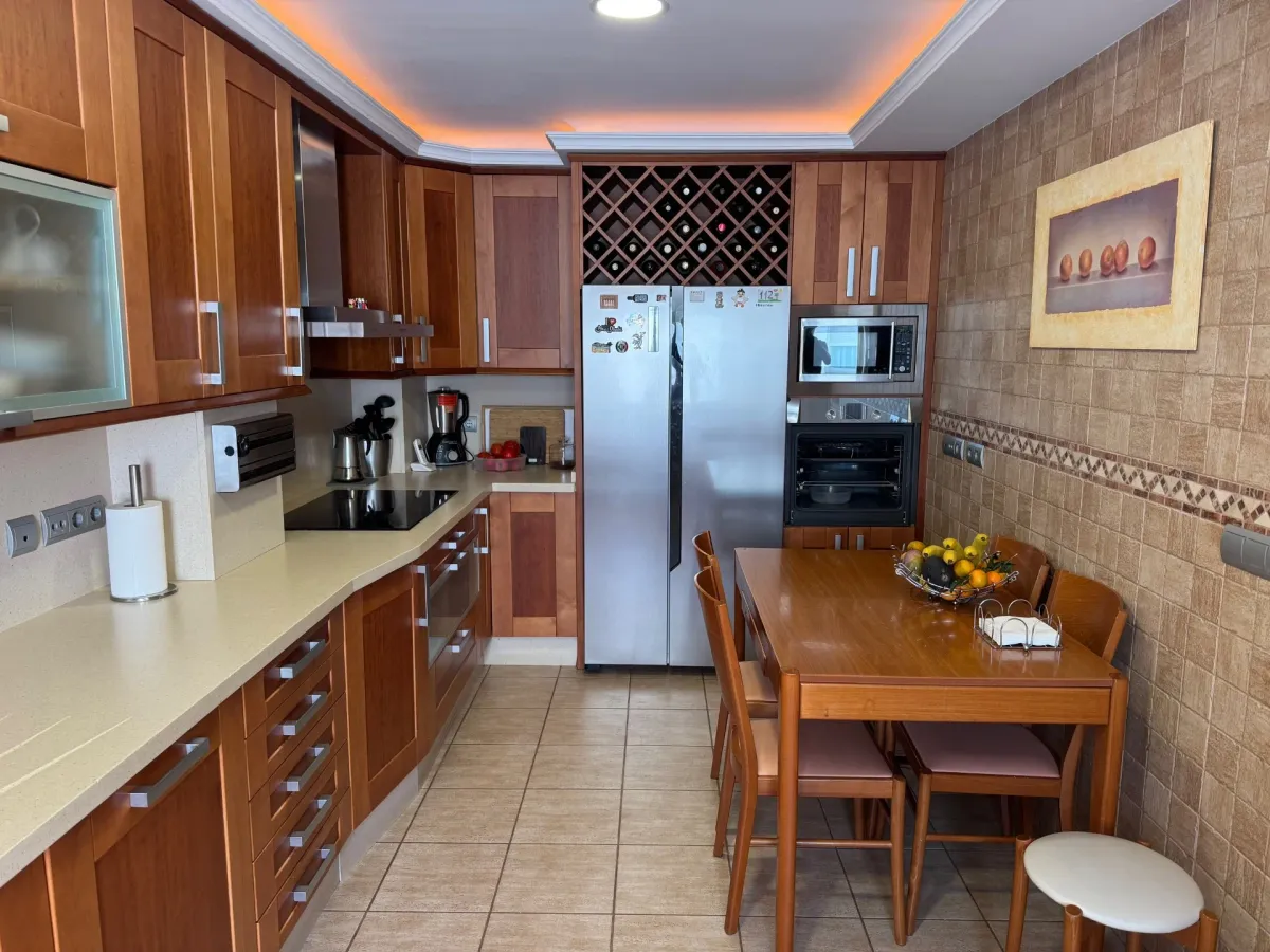 Penthouse in Central Estepona with Spacious Solarium