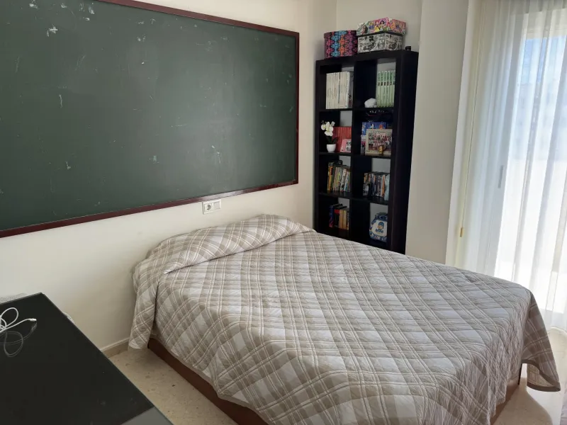 Penthouse in Central Estepona with Spacious Solarium