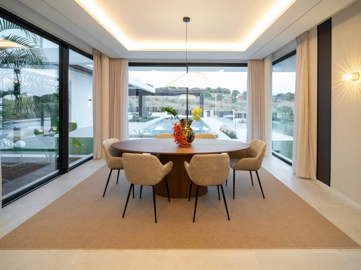 Exceptional new-build luxury villa with panoramic views in El Paraiso, Estepona East