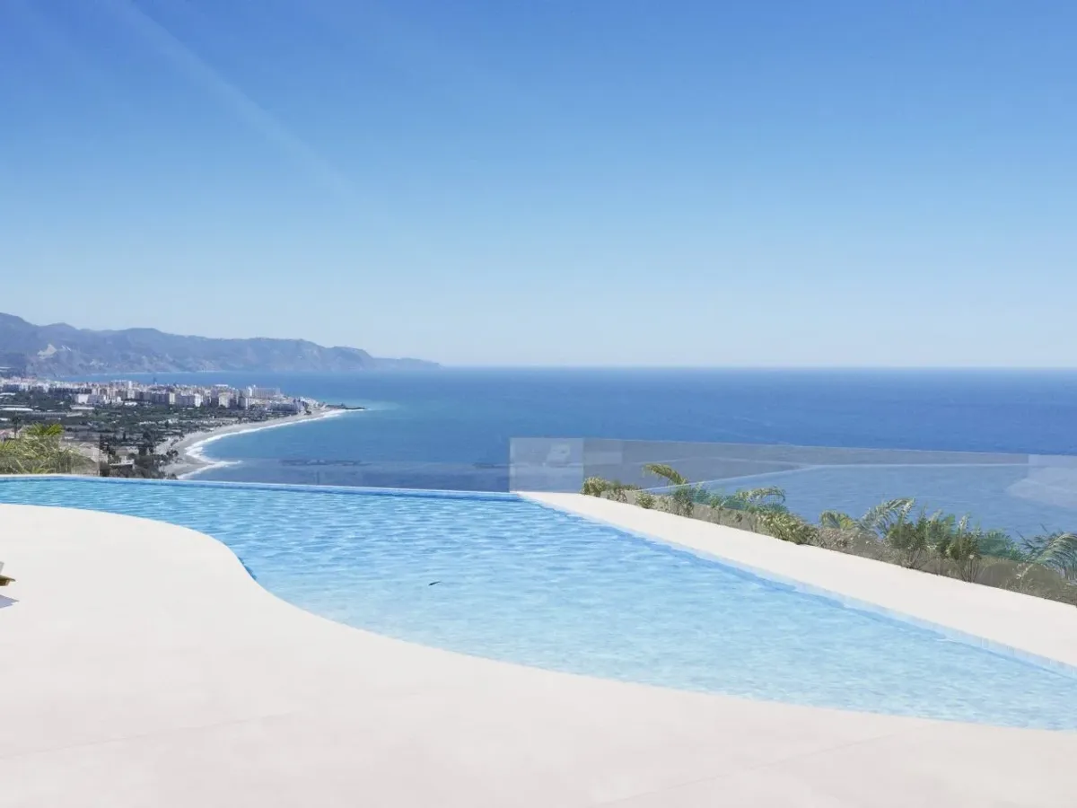 Modern Penthouse with exceptional views of the mediterranean cost near Nerja
