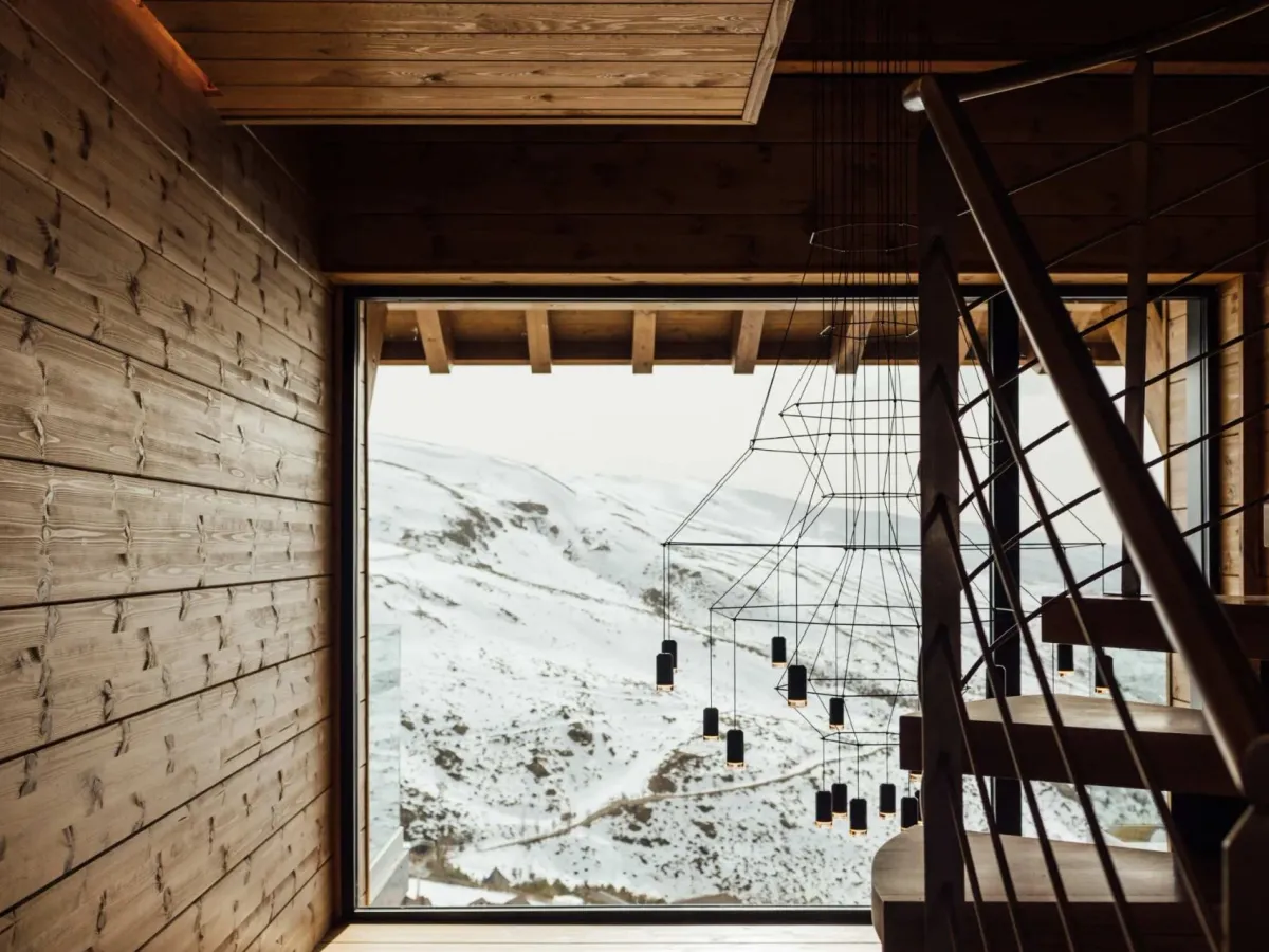 Impeccable villa with breathtaking views, located just 400 meters from the ski lifts of the Sierra Nevada ski resort, Granada