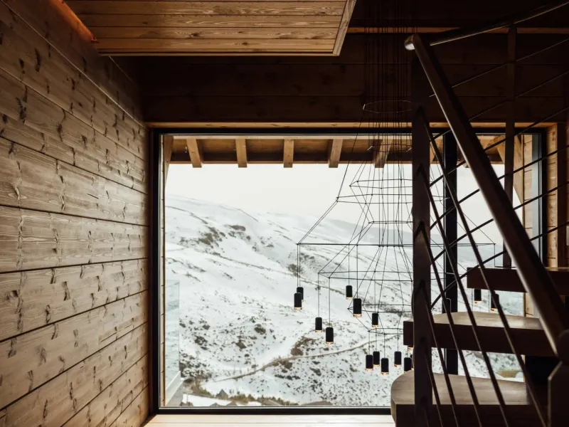 Impeccable villa with breathtaking views, located just 400 meters from the ski lifts of the Sierra Nevada ski resort, Granada