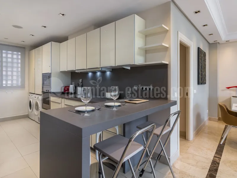 Duplex penthouse for sale in La Alzambra Puerto Banus