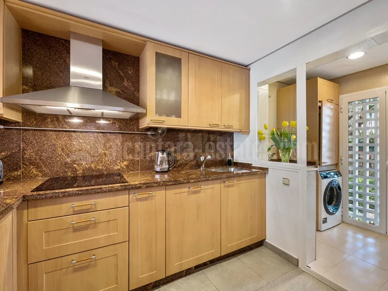 Large Beachside Townhouse For Sale in Villas de Costalita