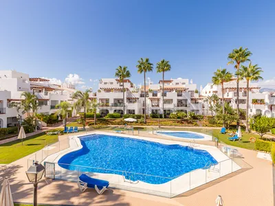 South facing apartment for sale in la Gavia, Nueva Alcantara, San Pedro Beach