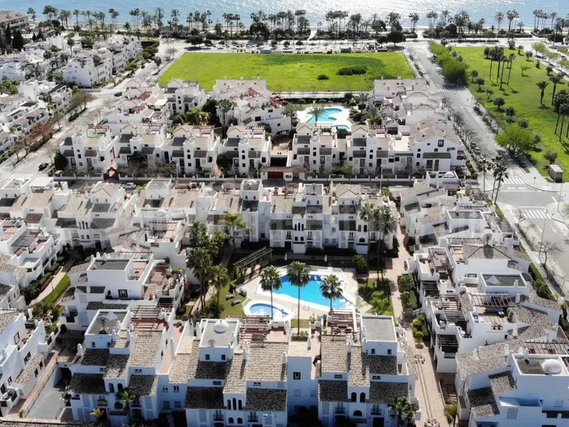 South facing apartment for sale in la Gavia, Nueva Alcantara, San Pedro Beach