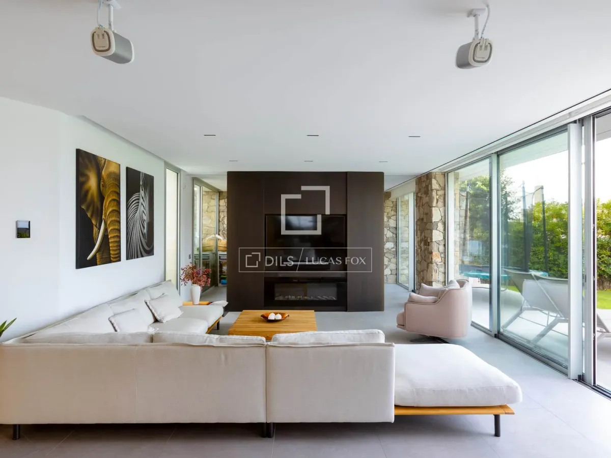 Excellent 6 Bedroom house / villa for sale in Teià, Barcelona