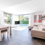 Exclusive detached 4-bedroom house with pool and garden for sale in the heart of Sitges. 9