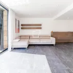 Exclusive detached 4-bedroom house with pool and garden for sale in the heart of Sitges. 11