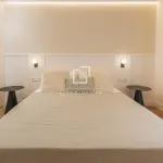 Excellent 3 Bedroom apartment with 42m² terrace for sale in Eixample Left, Barcelona 12